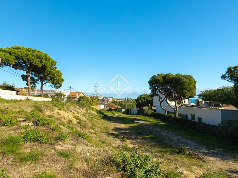 Foto febb8514-1392-408f-9207-3f37de9755b4. Fondo rustico in Califòrnia-Santa Madrona Masnou (El)