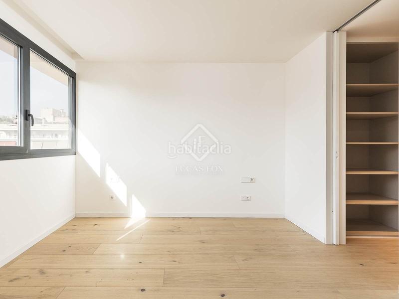 Foto 173ffeab-2de6-4af7-965c-96d6f83807eb. Ático  de obra nueva de 2 dormitorios con 26m terraza en venta en eixample derecho en Barcelona