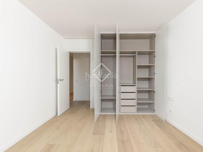 Foto 33c8ffd7-114f-42db-a802-3e95d0f523a8. Ático  de obra nueva de 2 dormitorios con 26m terraza en venta en eixample derecho en Barcelona