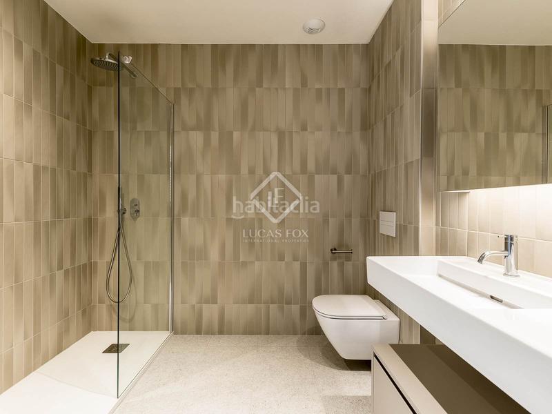 Foto 46c9e003-8df0-4511-8b81-653950beaa10. Ático  de obra nueva de 2 dormitorios con 26m terraza en venta en eixample derecho en Barcelona