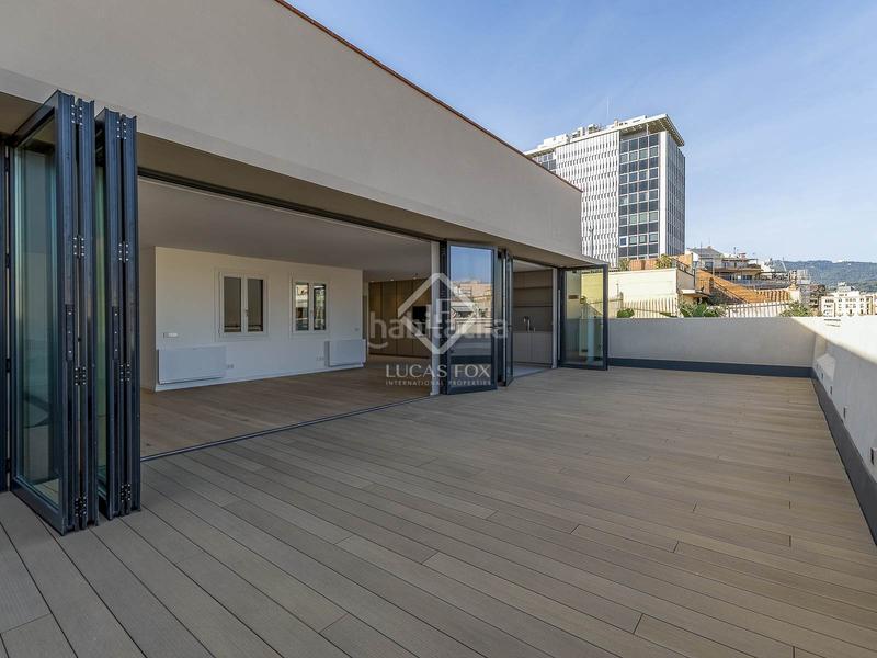 Foto a586815b-4238-456c-a1a0-f714a2765be5. Ático  de obra nueva de 2 dormitorios con 26m terraza en venta en eixample derecho en Barcelona