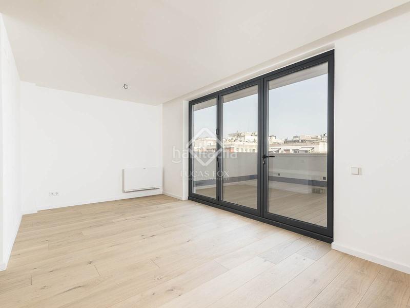 Foto f7d03872-ca74-4242-9d54-e76bf4a8c7a7. Ático  de obra nueva de 2 dormitorios con 26m terraza en venta en eixample derecho en Barcelona