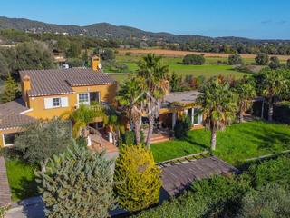 Chalet à Sant Joan - Vilarromà. Casa unifamiliar de 3 dormitorios con una gran parcela, a solo 8