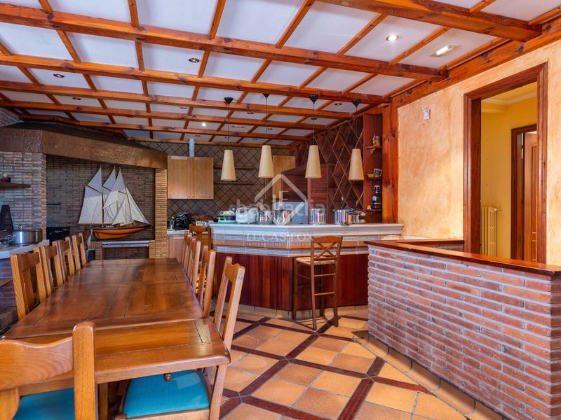 Foto 0b6abb26-a9ce-4cad-948f-4fba82cdd35b. Chalet con parcheggio piscina in Montgoda Lloret de Mar