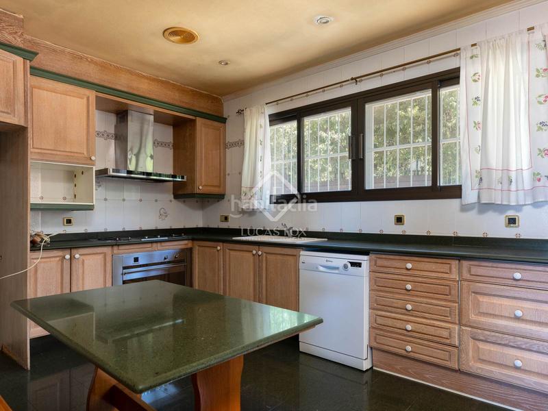 Foto 5503fb39-986d-4dfb-86bb-7142215061ba. Chalet con parcheggio piscina in Montgoda Lloret de Mar