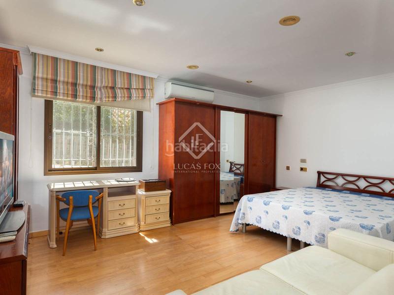 Foto 704e929e-7b85-4ded-aa85-62b3387f0224. Chalet con parcheggio piscina in Montgoda Lloret de Mar