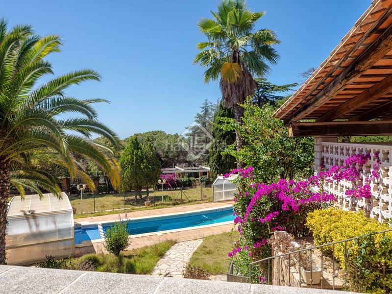 Foto 76aa4b69-9e0e-43e5-bd69-7484529649ac. Chalet con parcheggio piscina in Montgoda Lloret de Mar