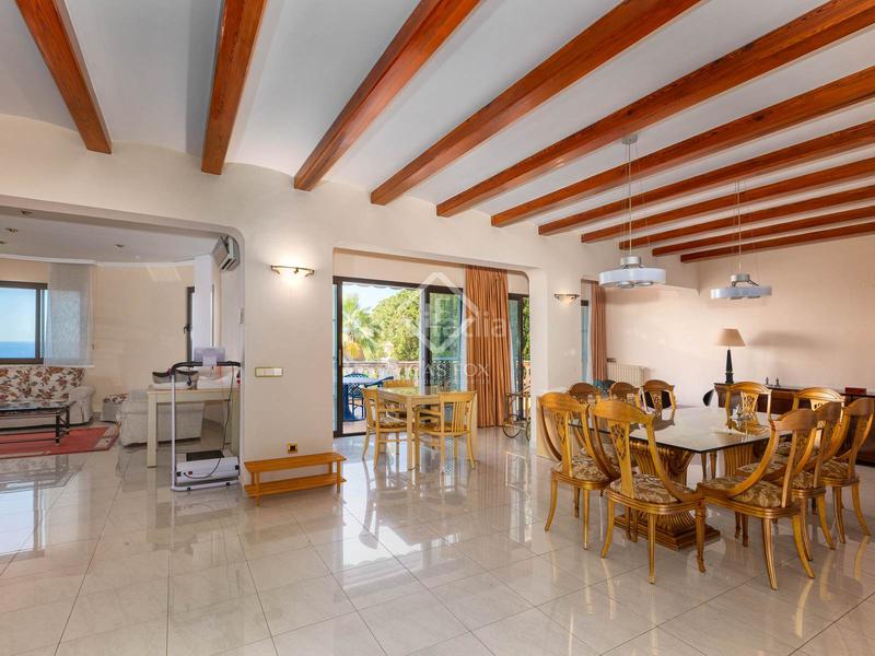 Foto ca3f0f37-2eae-4f3d-8b2b-0c2de320b4a0. Chalet con parcheggio piscina in Montgoda Lloret de Mar