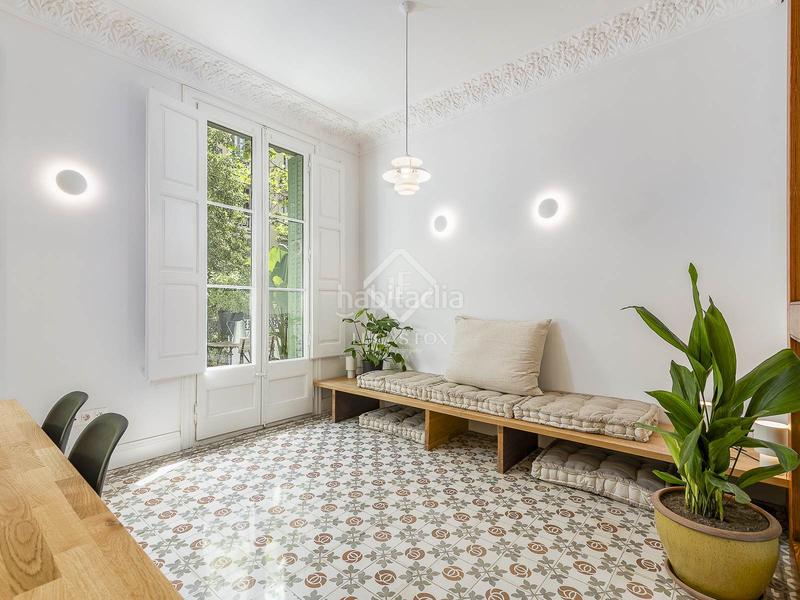 Foto 4f39b588-036b-4eda-9c78-7dc5a6f900da. Piso  en excelentes condiciones de 3 dormitorios en venta en eixample izquierdo en Barcelona