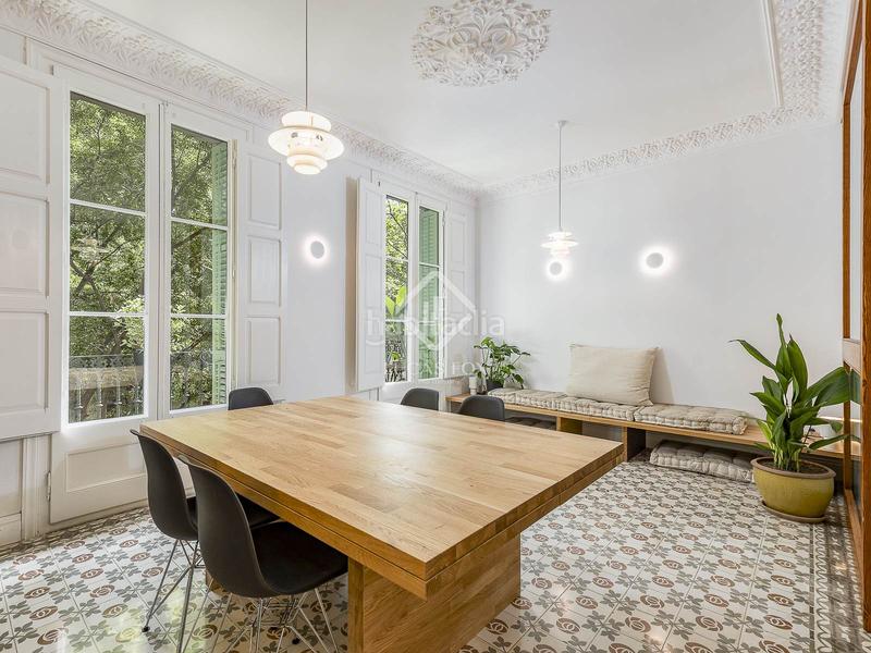 Foto b04de2e6-2f8c-442d-9399-7da352437424. Piso  en excelentes condiciones de 3 dormitorios en venta en eixample izquierdo en Barcelona