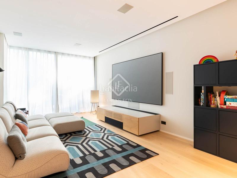 Foto 824c0095-88c1-468e-a832-0667a7f7c5d2. Xalet amb calefacció aparcament piscina a Arxiu Sant Cugat del Vallès