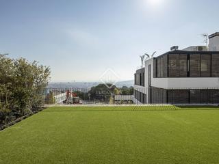 Lloguer Xalet a Sarrià. Magnifica villa de 569 m semi amueblada con jardín,  piscina y g