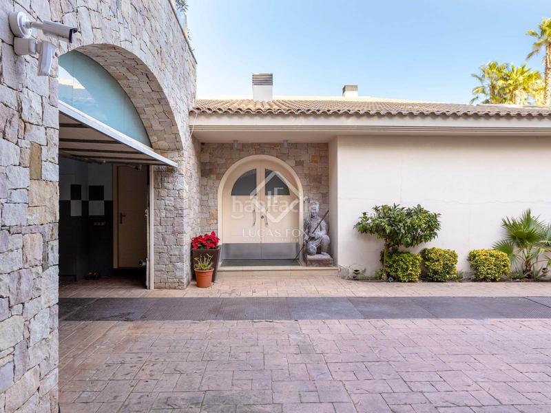 Foto 2b5cc0e6-3dfa-4553-963a-2e5169cca162. Chalet impresionante villa de 6 dormitorios y con vistas al mar en venta , barcelona en Teià