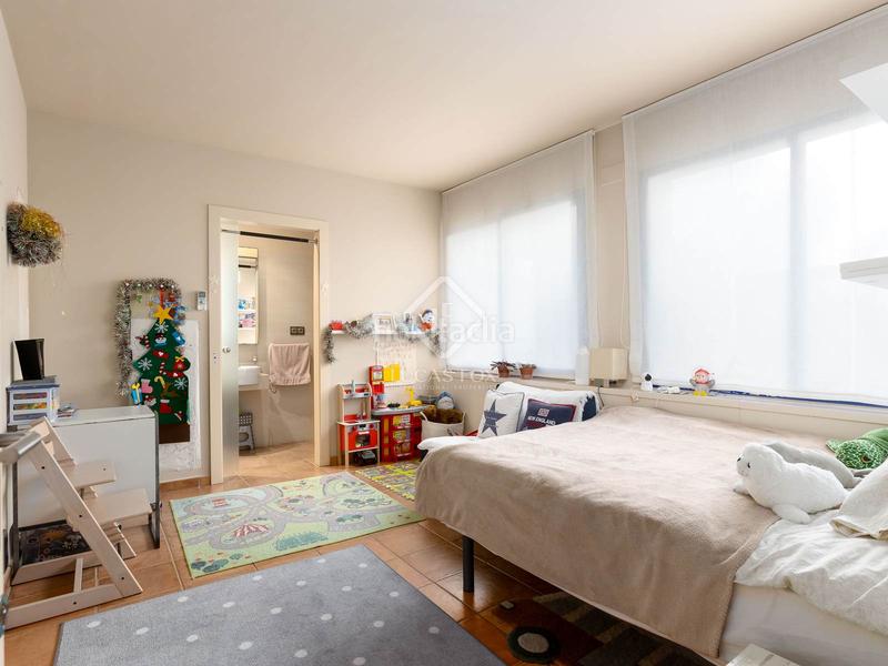 Foto 341f67de-ce36-477a-b257-9c9c669c6c23. Chalet impresionante villa de 6 dormitorios y con vistas al mar en venta , barcelona en Teià