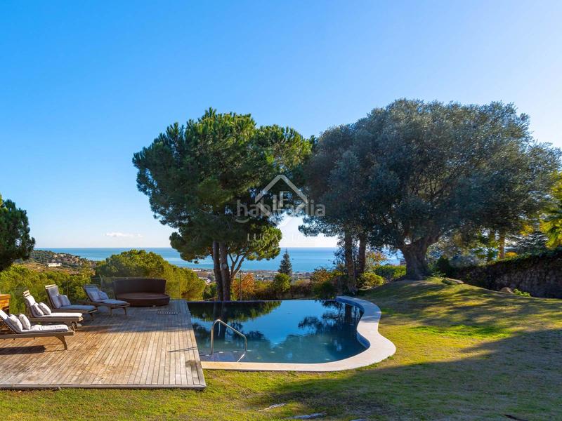 Foto 45b14d0a-006c-4fe5-a161-5c9ff74aab37. Chalet impresionante villa de 6 dormitorios y con vistas al mar en venta , barcelona en Teià
