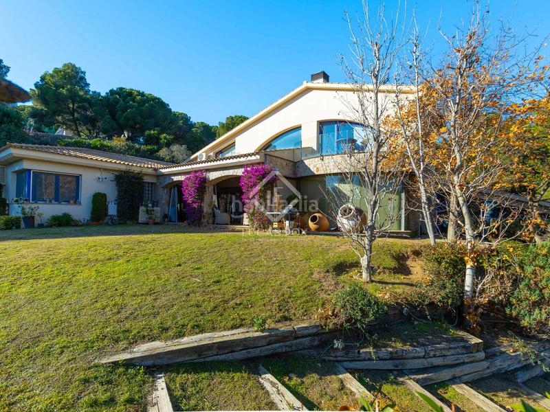 Foto 786e7537-9063-40ae-a3f6-7988495174d0. Chalet impresionante villa de 6 dormitorios y con vistas al mar en venta , barcelona en Teià