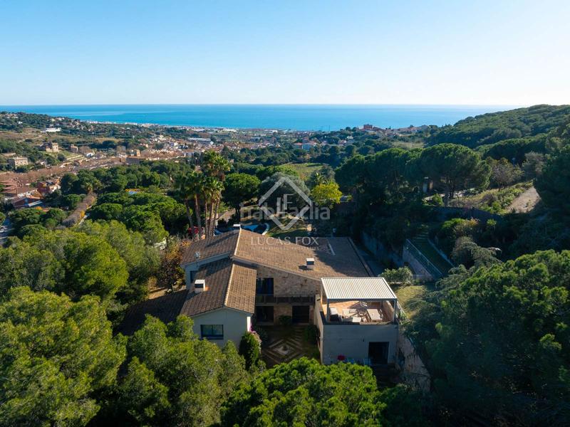 Foto a55ed4b2-e9b3-4344-b677-c34c6763b17e. Chalet impresionante villa de 6 dormitorios y con vistas al mar en venta , barcelona en Teià