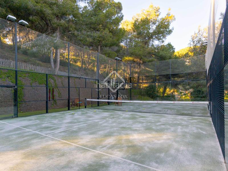 Foto daa0ee66-baf2-46ca-a0f5-f9cce5c86228. Chalet impresionante villa de 6 dormitorios y con vistas al mar en venta , barcelona en Teià