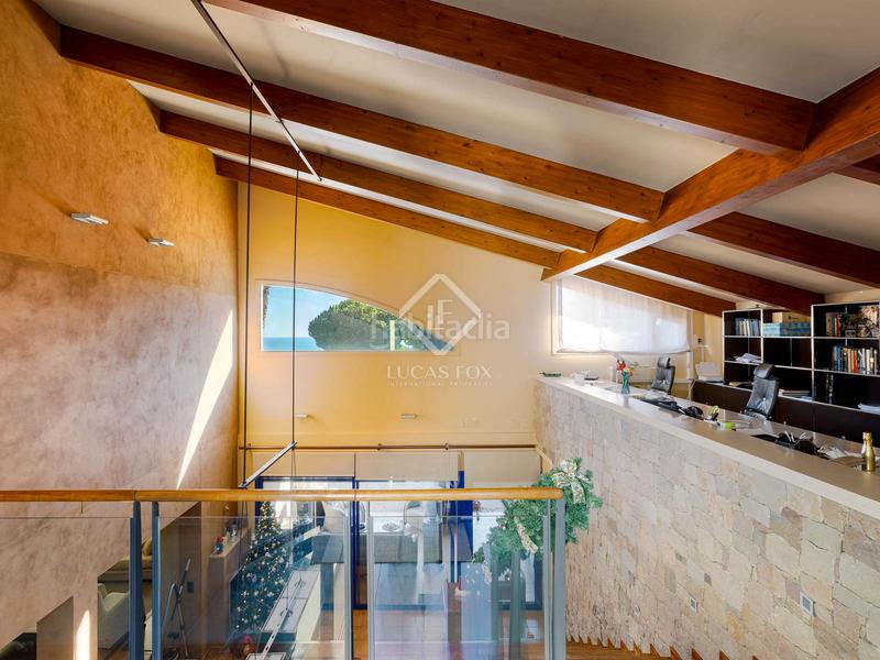 Foto ee960690-0b28-41fc-bc4b-32b9d309f4a9. Chalet impresionante villa de 6 dormitorios y con vistas al mar en venta , barcelona en Teià