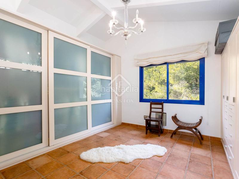 Foto f49f3bf6-5cf1-4239-9d1b-d95b6229c888. Chalet impresionante villa de 6 dormitorios y con vistas al mar en venta , barcelona en Teià