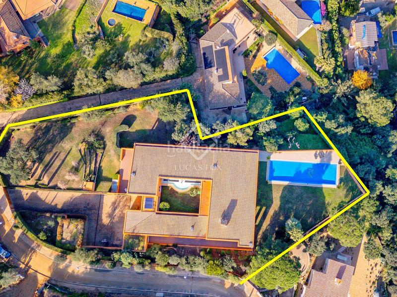 Foto 4a6ff7c3-ff04-453a-a8b2-e9d27e07e3b3. Chalet villa excepcional de 6 dormitorios en venta en aiguablava en Begur