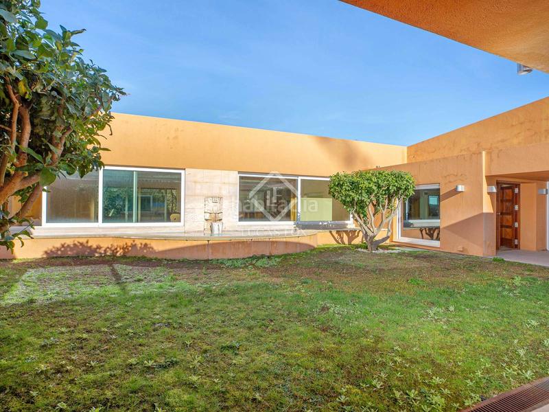 Foto 80cb7db1-dca4-43a3-8c28-5265de94a1b9. Chalet villa excepcional de 6 dormitorios en venta en aiguablava en Begur