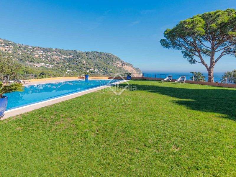 Foto a6684ccc-9b98-453a-bc97-43d6514ea694. Chalet villa excepcional de 6 dormitorios en venta en aiguablava en Begur