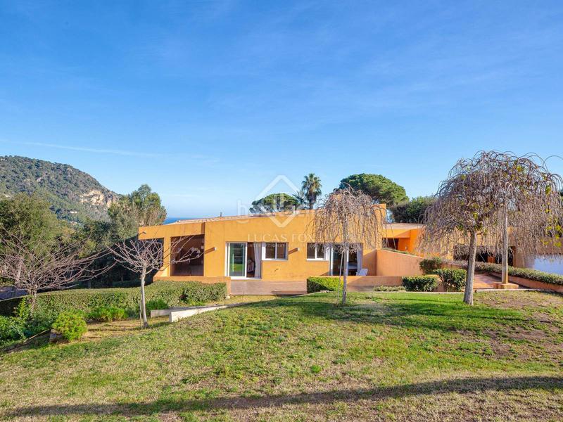 Foto b8b0884a-bcce-4d3a-80ba-f437ac430a74. Chalet villa excepcional de 6 dormitorios en venta en aiguablava en Begur