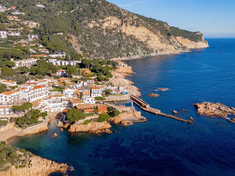 Foto e8ce2aab-547d-498b-a8df-e3a38a21439a. Chalet villa excepcional de 6 dormitorios en venta en aiguablava en Begur