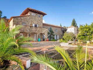 Masia a Cabanelles. Masía en venta con tranquilidad completa y buena ubicacion en el