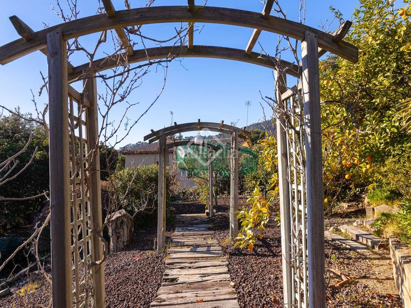 Foto 00dc2ebe-041c-4847-a383-019f8b9c61a4. Chalet avec chauffage parking piscine dans Premià de Dalt