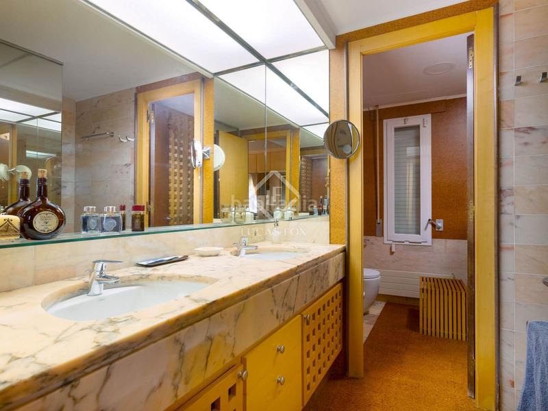 Foto 807d19fa-d5d6-492b-9384-d0bcd38a61d0. Chalet avec chauffage parking piscine dans Premià de Dalt