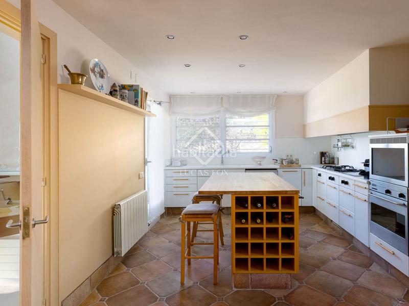 Foto 82996e33-634b-472e-abe0-231fe482d420. Chalet avec chauffage parking piscine dans Premià de Dalt