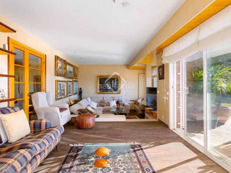 Foto 93a725f1-2267-4346-a963-17f6efbb2ae0. Chalet avec chauffage parking piscine dans Premià de Dalt