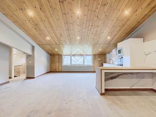 Lloguer Pis a Nagol - Certers - Llumeneres. Ático de tres dormitorios en suite con terraza en alquiler en sa