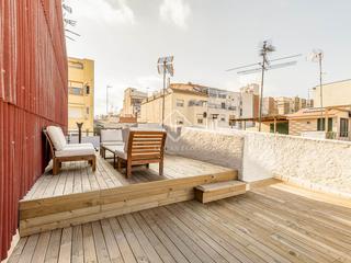 Àtic a Vila de Gràcia. Ático en excelentes condiciones de 3 dormitorios con 43m terraza