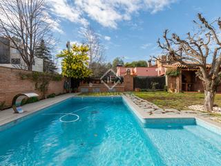 Chalet à Mira-sol. Casa independiente con 6 dormitorios en venta en mirasol, barcel