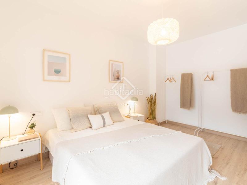 Foto 844e2025-f7ae-40a0-a927-49a2e065896f. Chalet casa adosada de lujo en venta en La Pineda, , cerca de la playa en Castelldefels