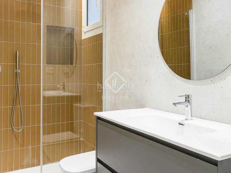 Foto 39b052de-c36b-433d-aa26-c281030120af. Piso  en excelentes condiciones de 2 dormitorios en venta en Sant Antoni, en Barcelona