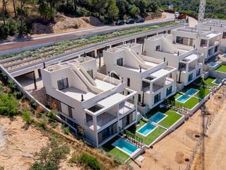 Xalet a Begur. Casa  villa de obra nueva de 3 dormitorios con 124m de jardín en
