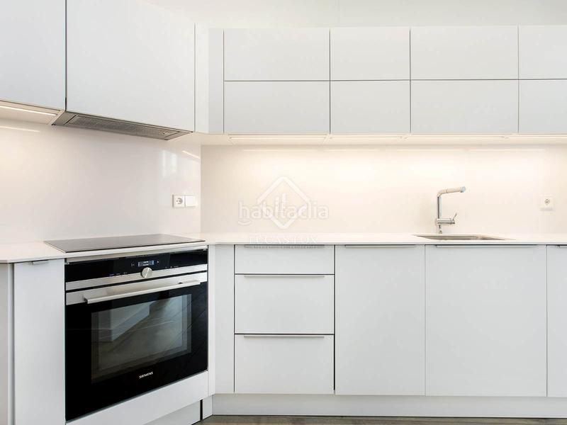 Foto 1754eec0-9e11-49d9-912f-1e1edee2dda9. Piso en venta piso de dos dormitorios con terraza de 10m en leixample izquierdo en Barcelona