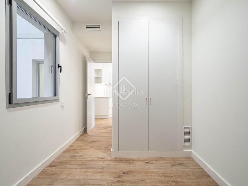 Foto 882c9ca2-cc26-430b-9a53-248276f16789. Piso en venta piso de dos dormitorios con terraza de 10m en leixample izquierdo en Barcelona