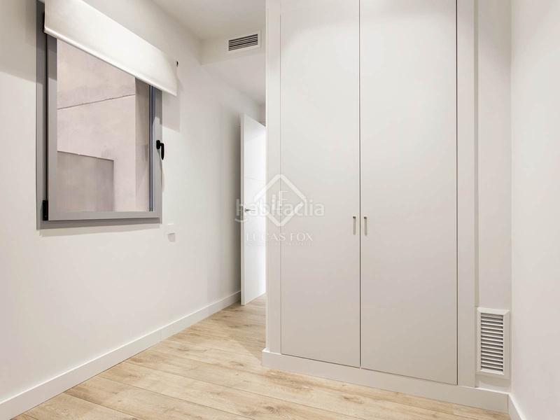 Foto c2a2adf1-e0f5-4538-937d-485c675e2f8f. Piso en venta piso de dos dormitorios con terraza de 10m en leixample izquierdo en Barcelona