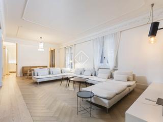 Appartement à St. Pere - Sta. Caterina - El Born. En venta piso de cuatro dormitorios en excelentes condiciones co