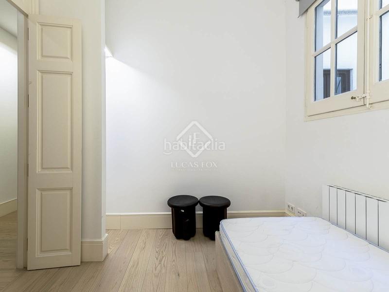 Foto ad7c062b-165a-4ba1-b145-9a7bd9e41e2d. Piso en venta piso de cuatro dormitorios en excelentes condiciones con terraza de 63m en el born en Barcelona