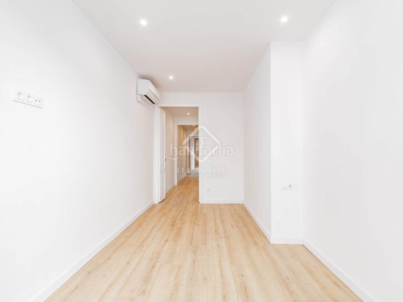 Foto 23f169a3-f4ed-4696-a917-c2046d785c98. Piso  en excelentes condiciones de 2 dormitorios en venta en eixample izquierdo en Barcelona