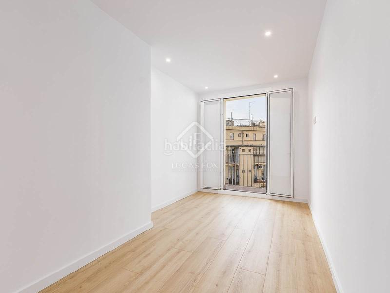 Foto 5e394383-d149-4df0-8563-e8acabdf75e0. Piso  en excelentes condiciones de 2 dormitorios en venta en eixample izquierdo en Barcelona