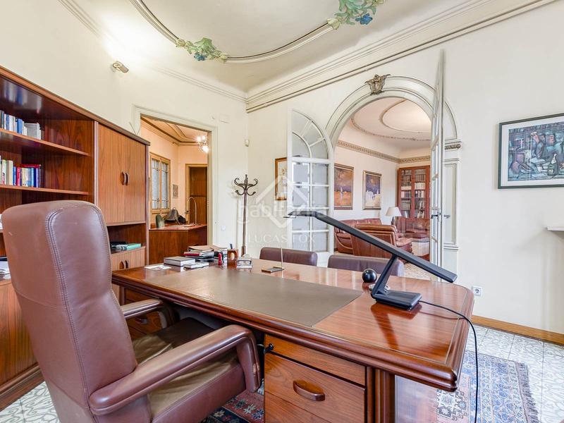Foto 1da8dde0-1526-494a-9a22-cf5b65858e06. Piso en venta piso de diez dormitorios en leixample derecho, en Barcelona