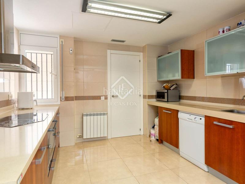 Foto 52bc76cd-edba-4bfe-ad89-89d23f85226c. Chalet with heating parking pool in Canyelles Lloret de Mar