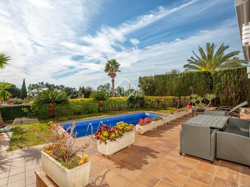 Foto 789fe000-73c0-49ef-907c-c9c10296555e. Chalet with heating parking pool in Canyelles Lloret de Mar